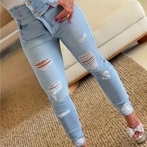 Women's Ripped skinny jeans slashed pockets distressed light jeans NWT
